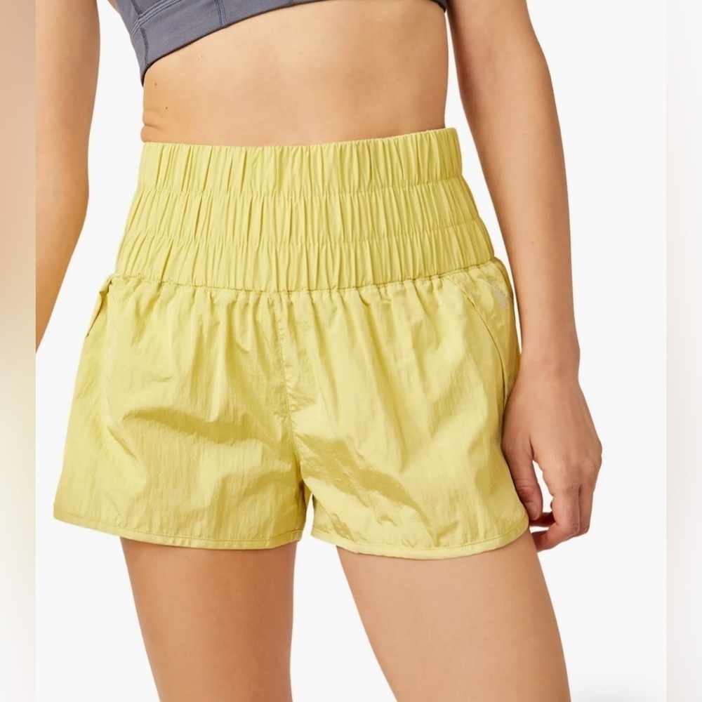 135. FREE PEOPLE Movement The Way Home Short